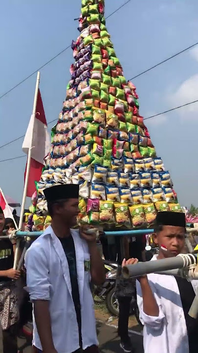 Karnaval bawa jajan banyak #karnaval #agustus