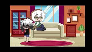 If Michael was secretly pregnant/albino Afton family except William/1|2/#aftonfamily/#michealafton:)