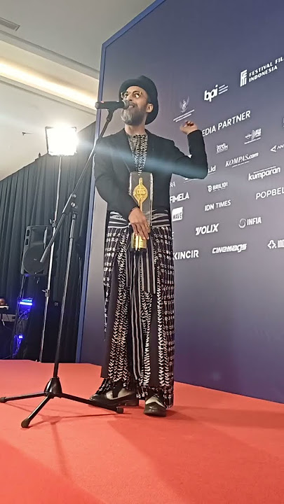 Menang Piala Citra, Alex Abbad Enggan Ungkap Asal-usul Pak Yoram