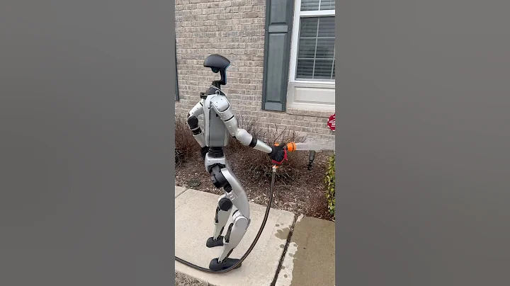 This Robot Lawncare Service SUCKS! - Unitree G1 😂