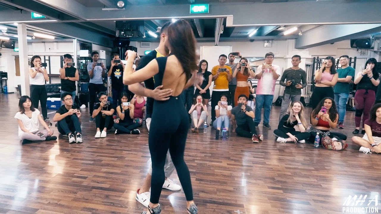 Marco & Sara Bachata in Singapore