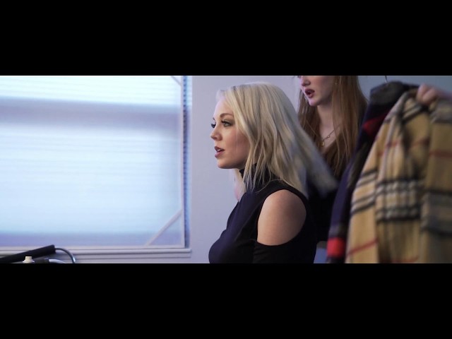 Sarah Reeves - Feelin Like Christmas