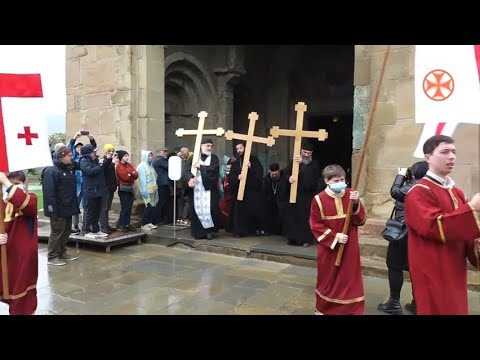 8 მაისს მენელსაცხებლე დედათა ხსენების დღეა, ეკლესია ჯვართაღმართებას აღნიშნავს