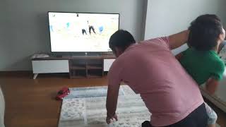 İbrahim Talha Ve Babası Yağlı Güreşleri Izlerken Güreşe Tutuştu Ve Şampiyon İbrahim Talha