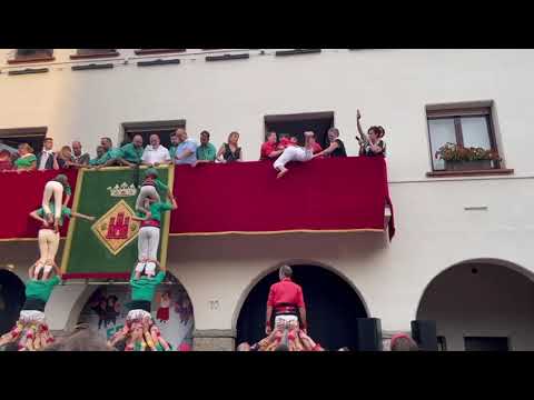 Castellers de Barcelona: Pilar de 4 al balcó - Festa Major de Barberà 2025
