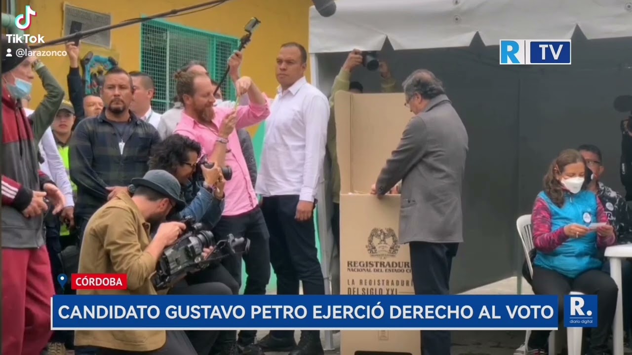 Gustavo Petro Urrego, ejerció su derecho al voto