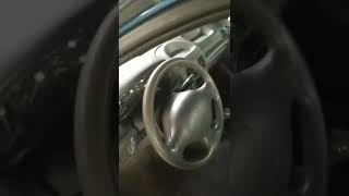 Renault Clio mk2 1.2 8v start up.