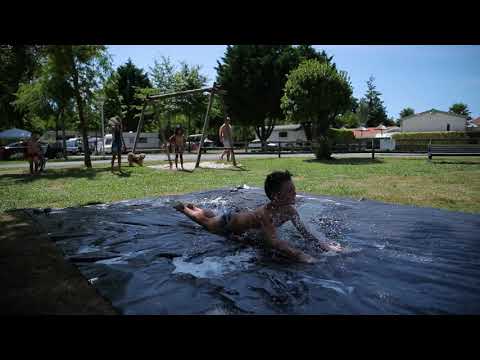 Video-thumbnail van Camping L