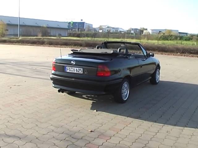 Opel Astra F Cabrio 1 8 16v Bj 1997 Youtube