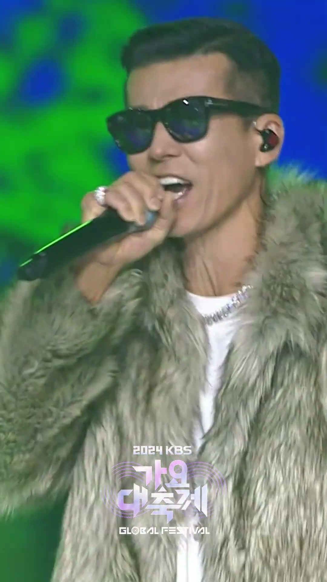 Tell me with Jang Wonyoung- JINUSEAN #JINUSEAN #지누션 #Shorts #2024KBSSongFestival | KBS WORLD TV