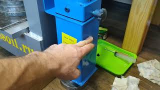 видео: Ручной Насос для пресса, проблемы и их решение/неполадки двухскоростного насоса как устранить. Ч-1 картинка: Ручной Насос для пресса, проблемы и их решение/неполадки двухскоростного насоса как устранить. Ч-1