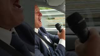 Becchino delle Pompe funebri ...allegreee!!!