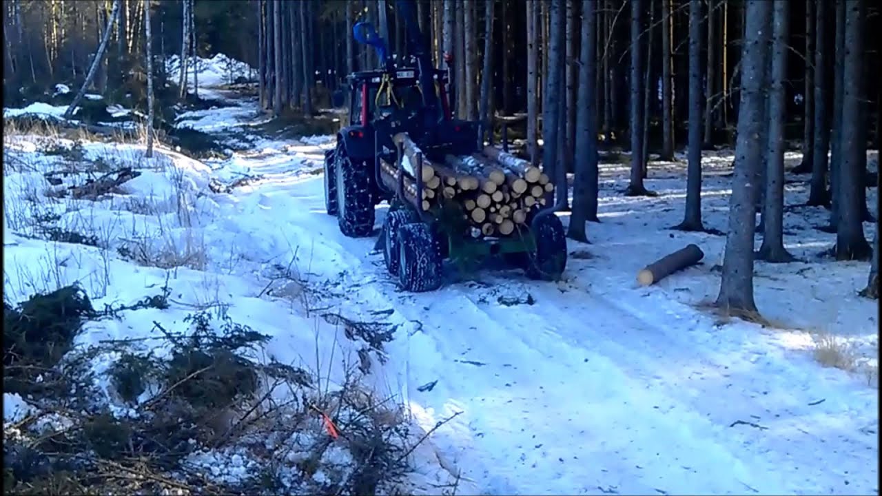 Valtra N101 with Farma 10T