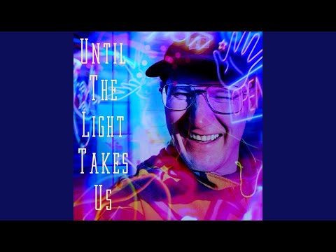 Regardez Until The Light Takes Us sur YouTube