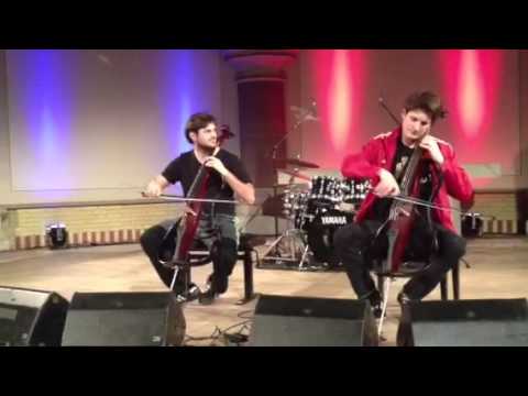 2Cellos Viva La Vida Hamburg In A Church
