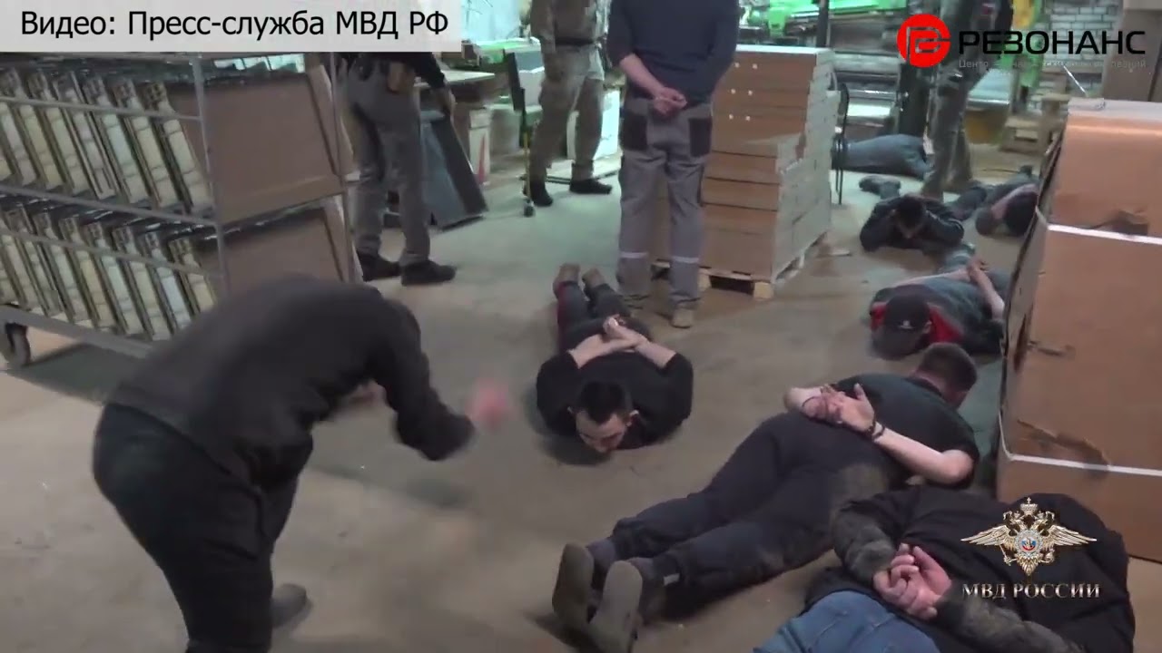 Кто и как подделывает табак в России
