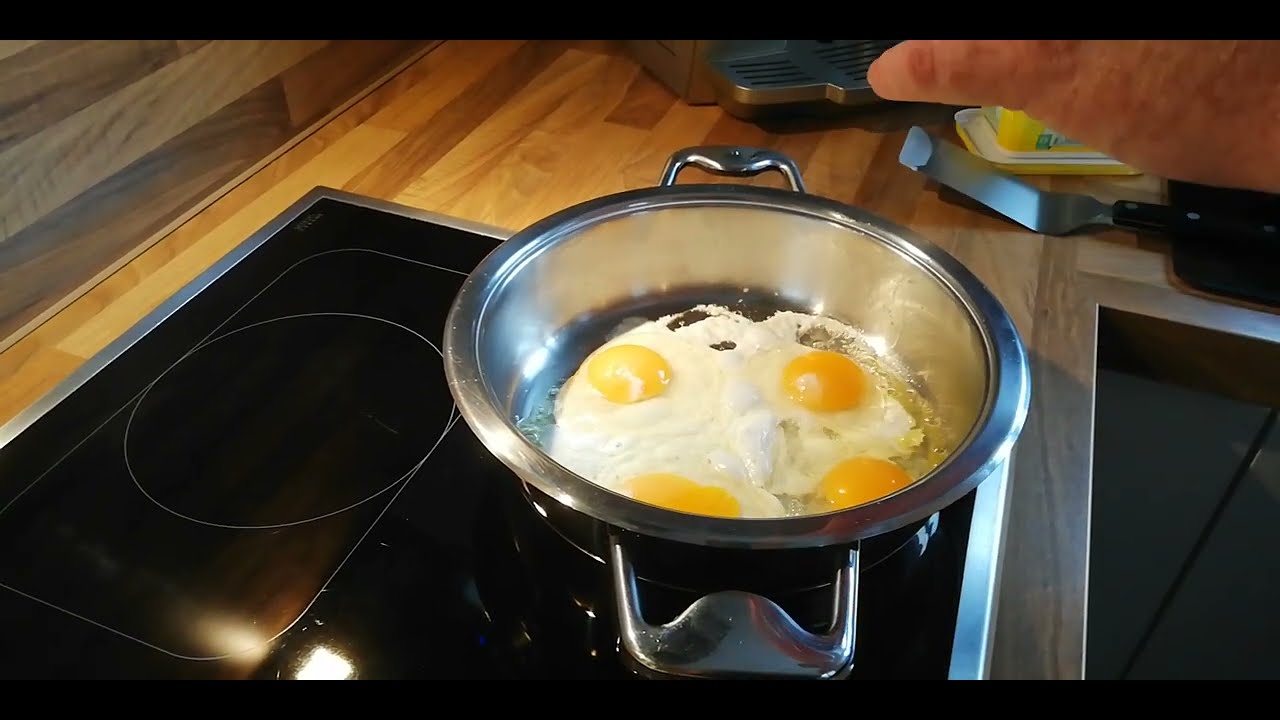 Spiegeleier in Edelstahl Pfanne braten, Teil 1 - YouTube Spiegeleier in Edelstahl Pfanne braten, Teil 1 - YouTube