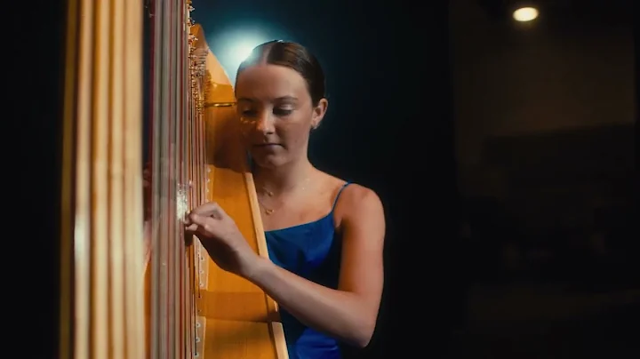Unvape: Desiree - Harpist - :30 second