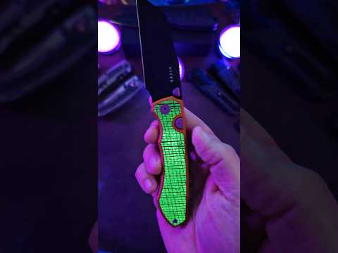 HALLOWEEN IS COMING WHITE MOUNTAIN KNIVES!   Fedcknife  