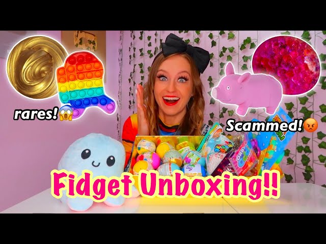 HUGE MYSTERY FIDGETS UNBOXING + VENDING MACHINE HAUL!!😍✨*I GOT SCAMMED?!*😰 (ASMR!) class=