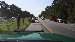 C'è un'auto in panne sull'autostrada: a soccorrere l'autista ci pensa Shaquille O'Neal screenshot 1