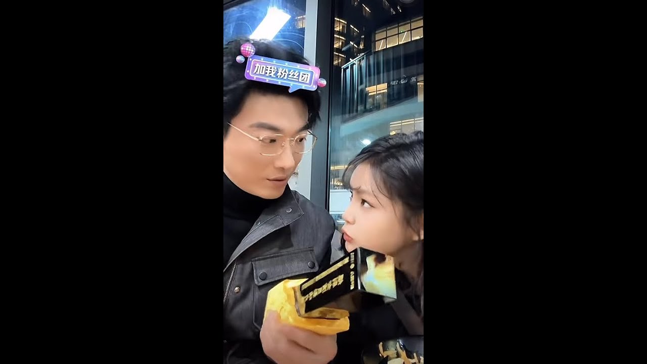 于龍楊伊喜-領獎後，咩咩還哭了，分享美好時光 Live streaming #yulong #vulong #yangyilu #yangmeimei #于龍 #楊伊璐 #vu_long