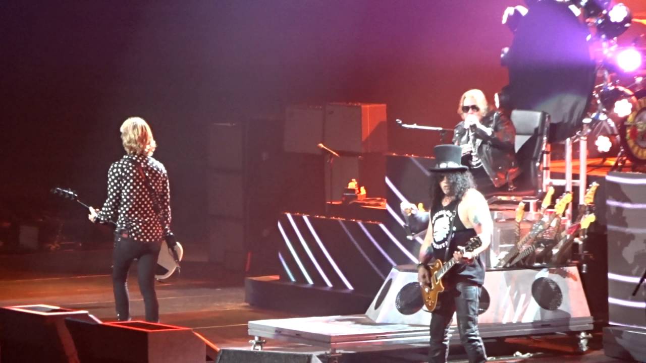 Guns N Roses - Welcome To The Jungle (Live In Las Vegas April 8, 2016)
