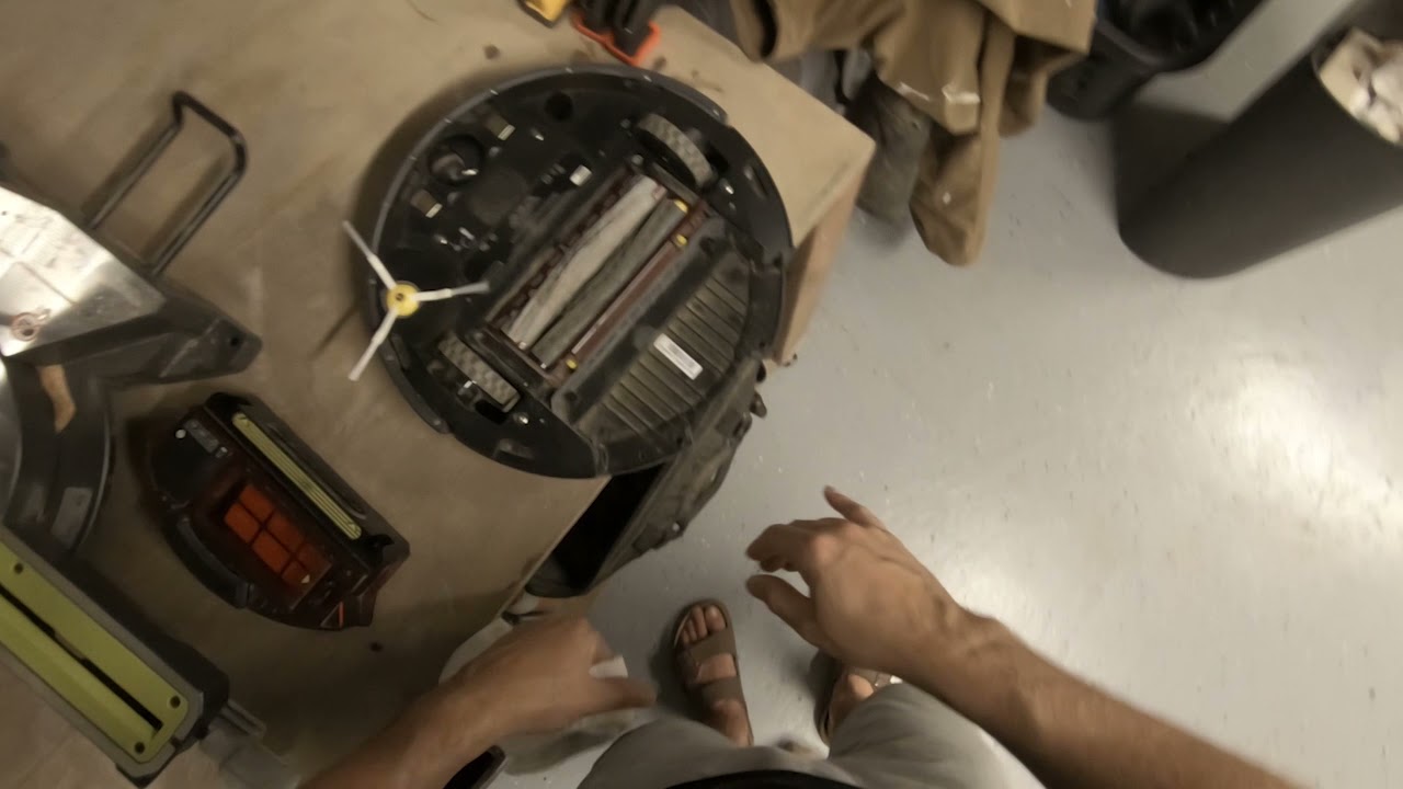 Roomba TroubleShoot Full Bin Error Message YouTube