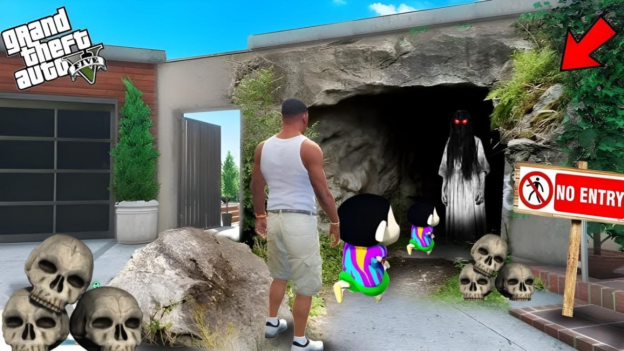 Franklin And Shinchan Search Secret Tunnel Outside Franklin House in GTA 5!