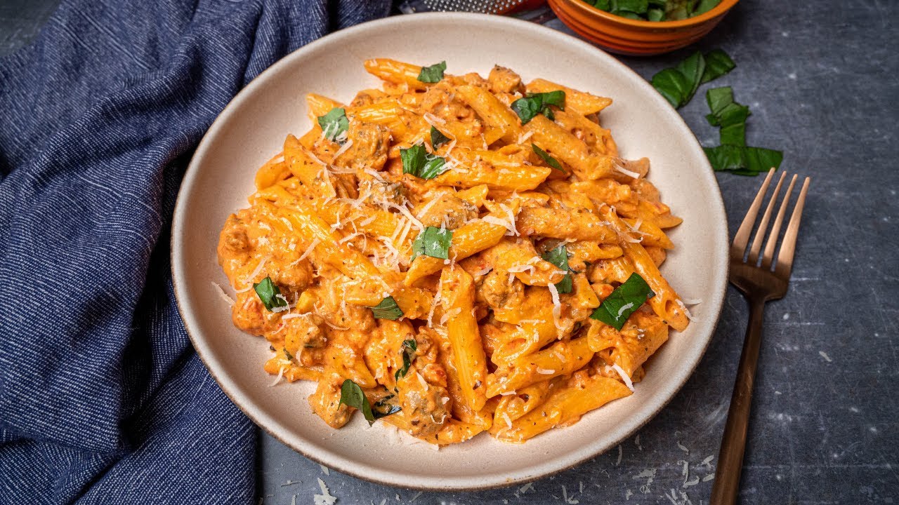 Penne alla Vodka with Sausage - YouTube