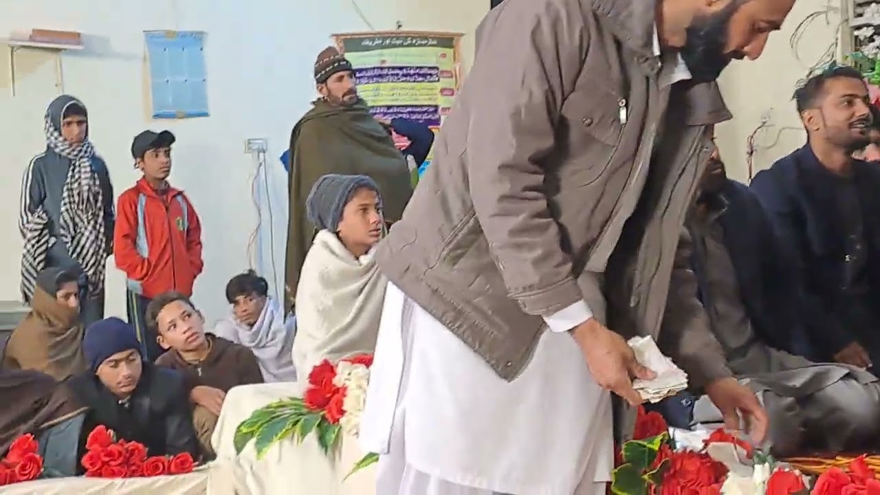 پیر سید سعید الحسن شاہ شب معراج النبی ﷺ  بڑا پنڈ پرگووال کی سر زمین پر عقیدت کے پھول نچھاور فرما رہے