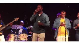 Video thumbnail of "Michel Bakenda - Sala Nga Bolamu  [Concert Humanitaire]"