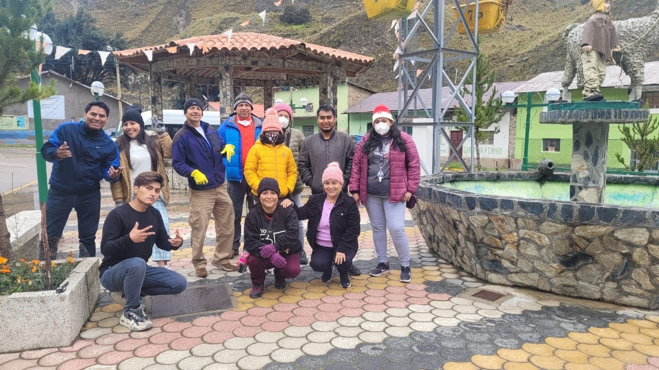 NOR YAUYOS  PUENTE COLGANTE DE TINCO /  CATARATA HAKURA / LAGUNA PIQUEYCOCHA