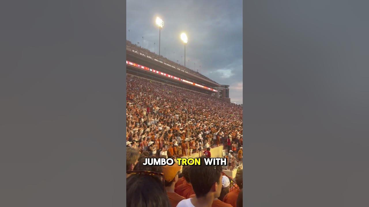 Chappell Roan Rocks Texas Football with 'Hot to Go!' 🎉🔥