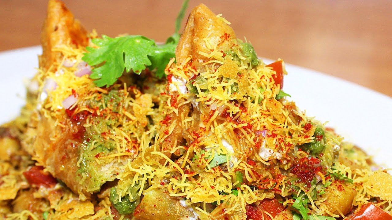 Samosa Chaat Recipe | How to Make Samosa Chaat | Easy Chaat Recipe | Kanak