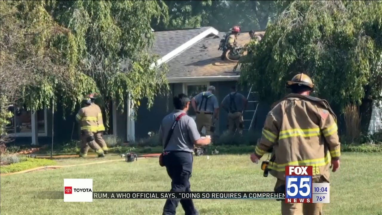 Firefighters battle heat, house fire - YouTube