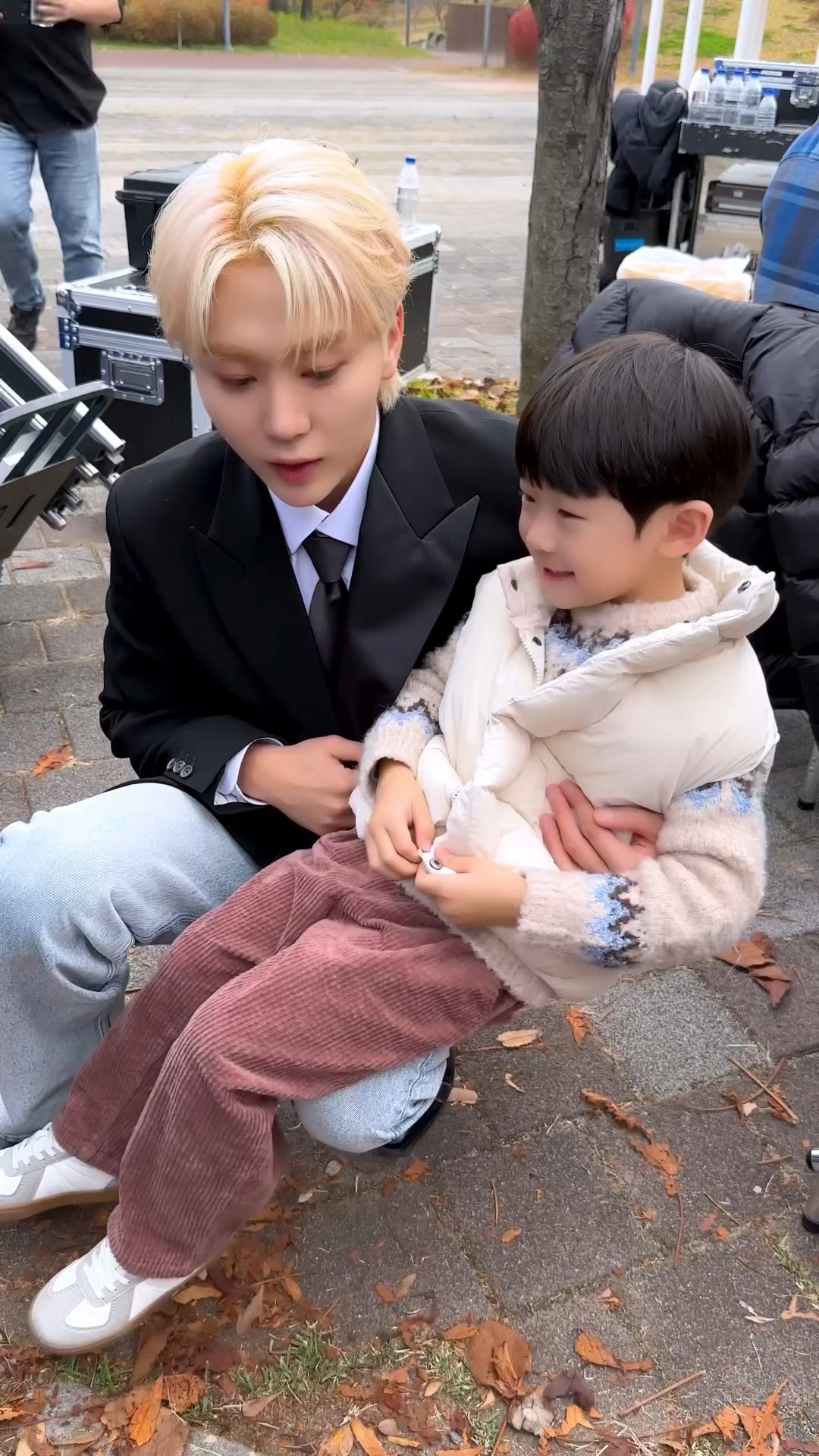 이 세상 모든 청춘들! 파이팅~해야지~!? #SEUNGKWAN #승관