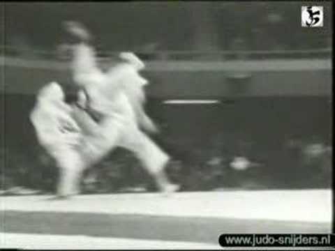 Judo Tokyo 1964 Aron Bogolubov (USSR) - Chung-Sam ...