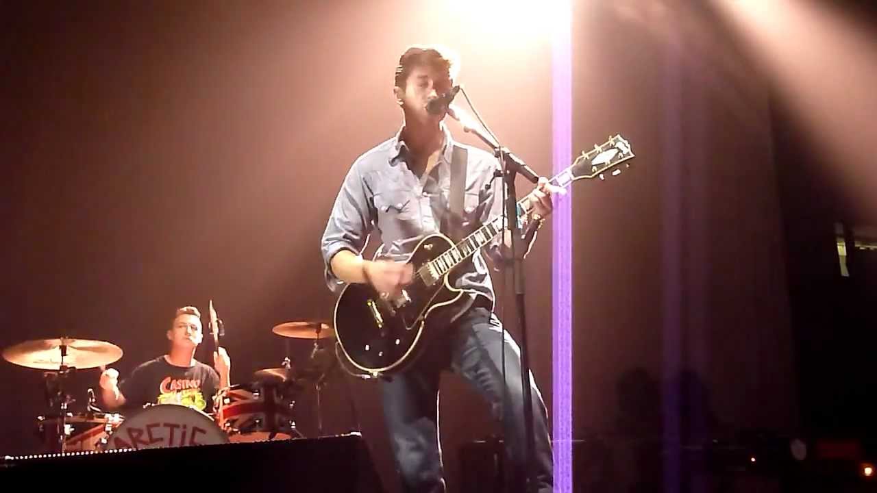 Arctic Monkeys live @ Power Balance Pavilion, Sacramento - May 5, 2012