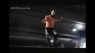 Komander’s rope walk spaceman moonsault
