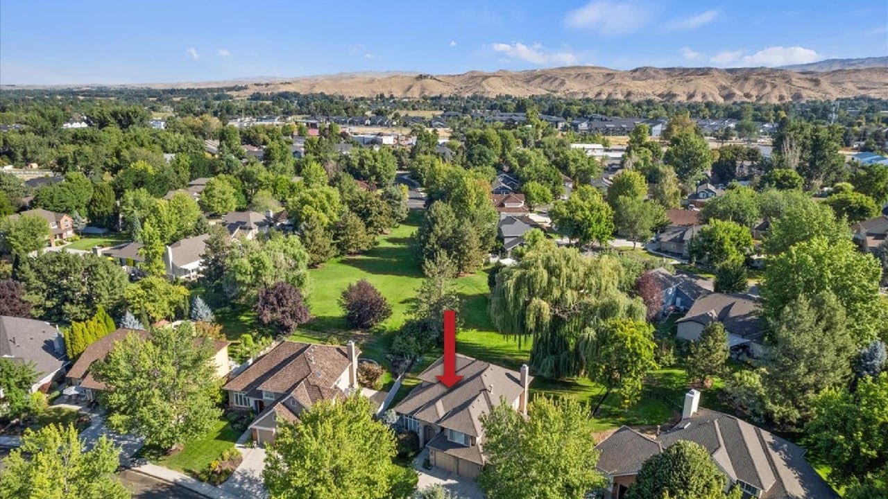 8504 W Pool Ct, Garden City, ID