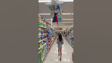 My mom always tracking me 🥲 #shopping #motherdaughter #mom