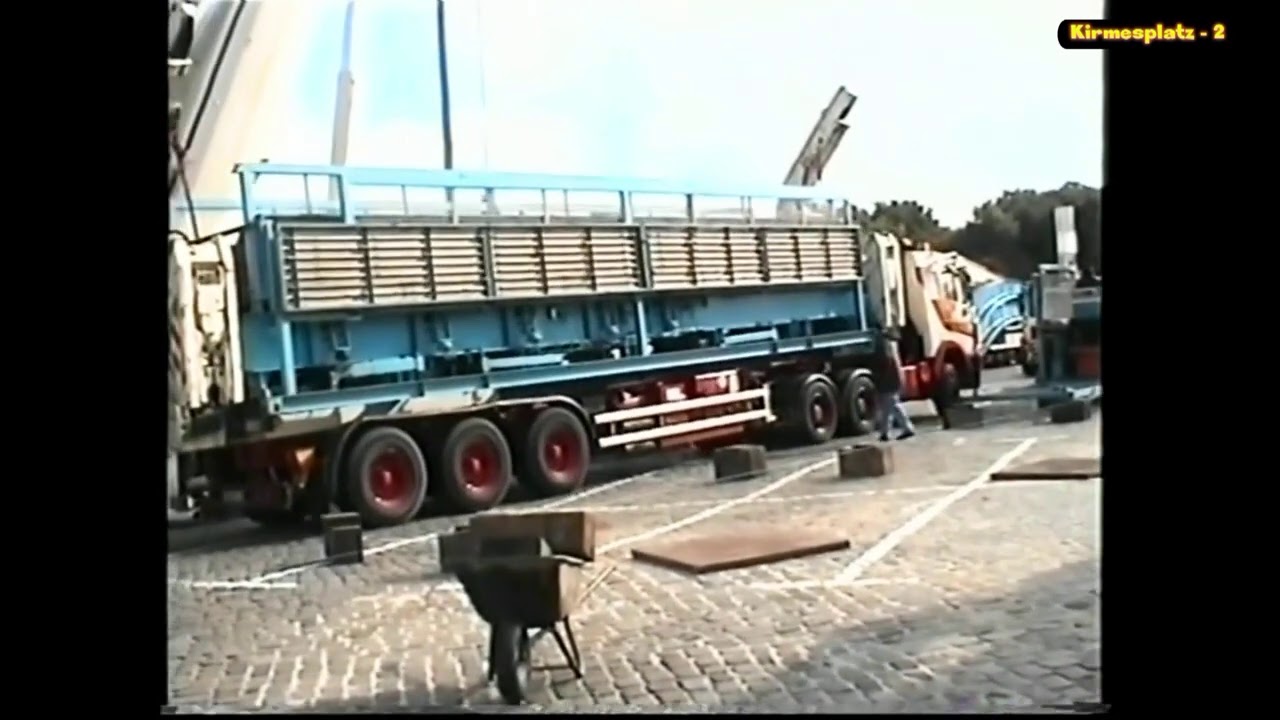 Bremer Freimarkt 2002  -  Aufbau Olympia Looping - Barth - Teil 1