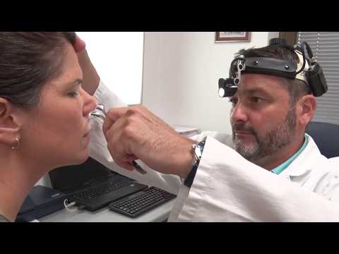 Video: Ukrivljenost Nosnega Septuma - Zdravljenje In Pregledi