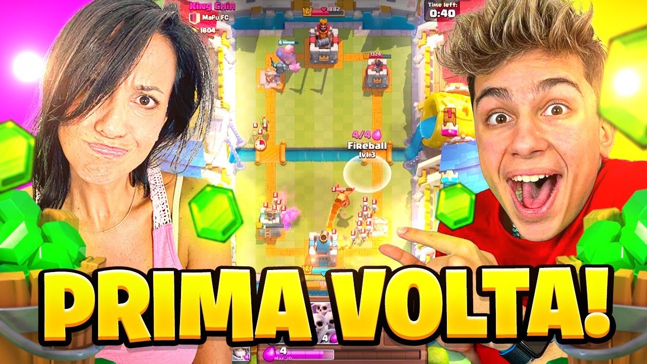 MIA MAMMA GIOCA A CLASH ROYALE PER LA PRIMA VOLTA! *DIVERTENTE* 😂 - YouTube