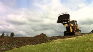 Retaining Wall and CAT 977L 010