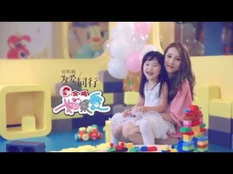 【 如果爱  为爱同行之弦子篇】阳光，既是大自然的馈赠，也是光合作用的必需品；种一盆花，用爱培育，用心灌溉；每一片绿叶，每一朵花蕾，都生机勃勃，一片盎然。