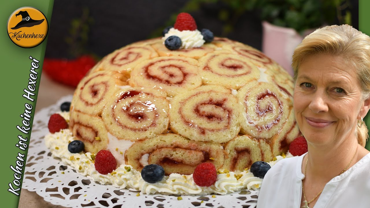 (Mother's Day cake) Charlotte with curd mousse and berries