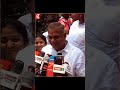 அரசியல் குறித்த கேள்வி...  பதில் சொல்மல் நகர்ந்த Bussy Anand..!| Tamilnadu | Thalapathy Vijay