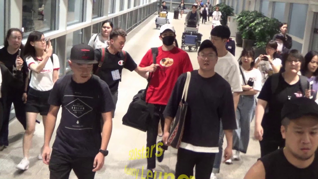 2PM - Nichkhun(닉쿤) Hong Kong Airport Arrival 20180525